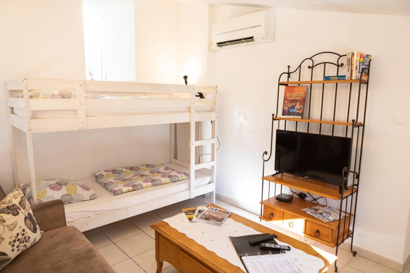 איל-סור-לה-סורג Appartement Spacieux Rochereau מראה חיצוני תמונה